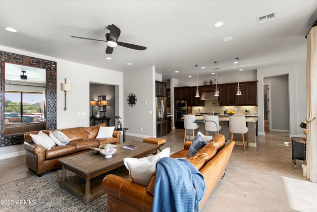 20335 W CRESCENT Drive, Buckeye, AZ 85396