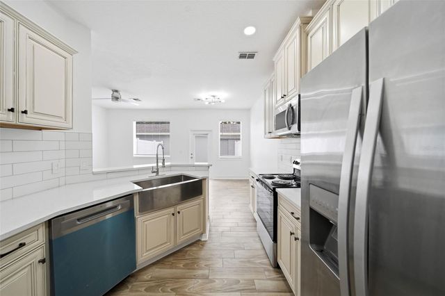 8821 DANFORTH DRIVE, Windermere, FL 34786