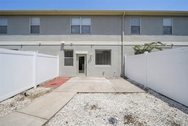 8821 DANFORTH DRIVE, Windermere, FL 34786