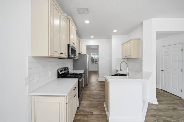 8821 DANFORTH DRIVE, Windermere, FL 34786