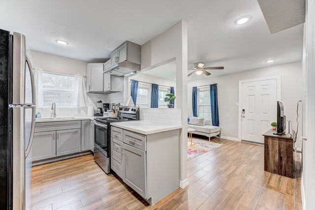 2720 Truxillo Street 2, Houston, TX 77004