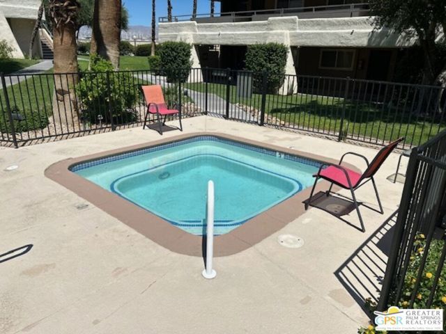 510 N Villa Court 200, Palm Springs, CA 92262