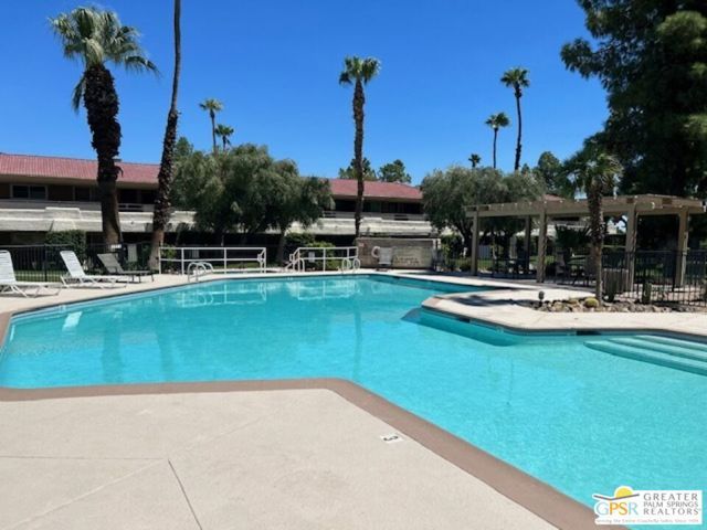 510 N Villa Court 200, Palm Springs, CA 92262