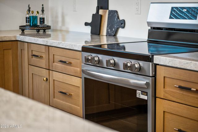 826 W 12TH Street, Tempe, AZ 85281