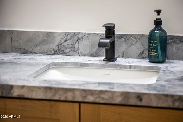 826 W 12TH Street, Tempe, AZ 85281