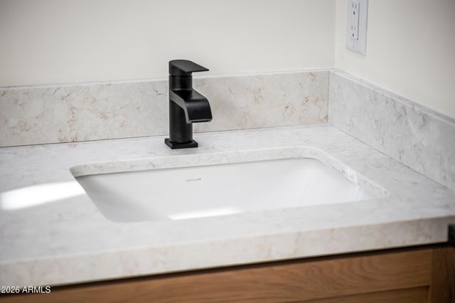 826 W 12TH Street, Tempe, AZ 85281