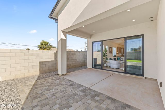 826 W 12TH Street, Tempe, AZ 85281