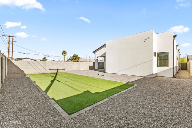 826 W 12TH Street, Tempe, AZ 85281