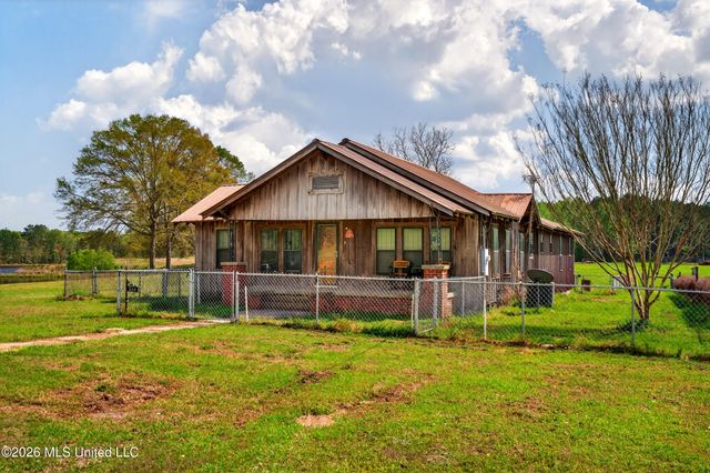554 Homer Ladner Road, Poplarville, MS 39470