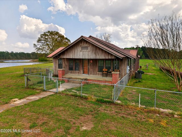 554 Homer Ladner Road, Poplarville, MS 39470