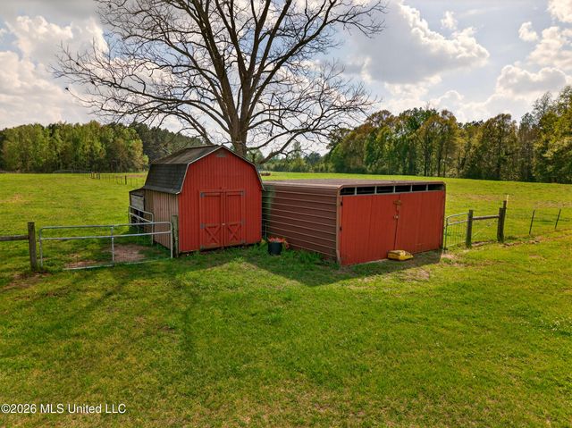 554 Homer Ladner Road, Poplarville, MS 39470