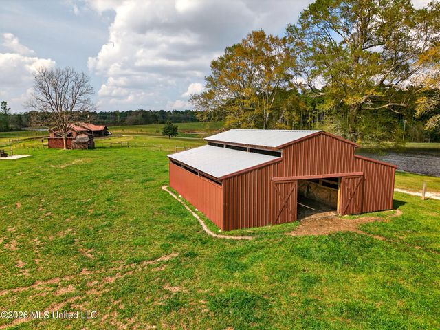 554 Homer Ladner Road, Poplarville, MS 39470