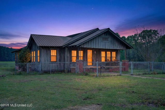 554 Homer Ladner Road, Poplarville, MS 39470