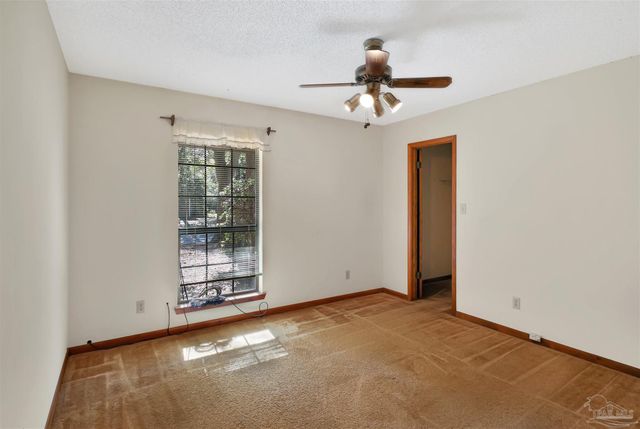 4660 Shannon Pl, Pensacola, FL 32504