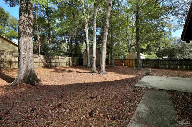 4660 Shannon Pl, Pensacola, FL 32504