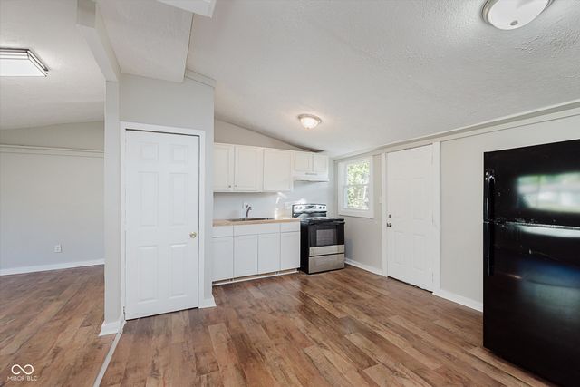 2949 Wallace Avenue, Indianapolis, IN 46218