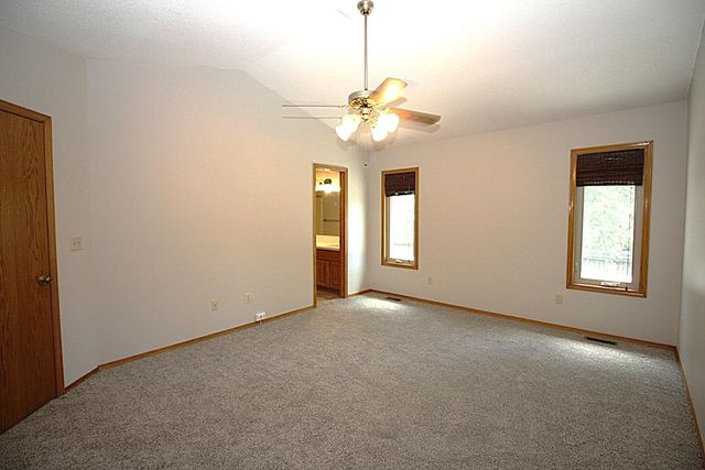 1513 E McClelland Drive, Derby, KS 67037