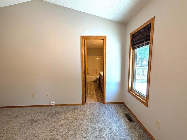 1513 E McClelland Drive, Derby, KS 67037