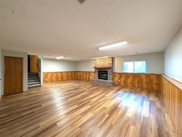1513 E McClelland Drive, Derby, KS 67037