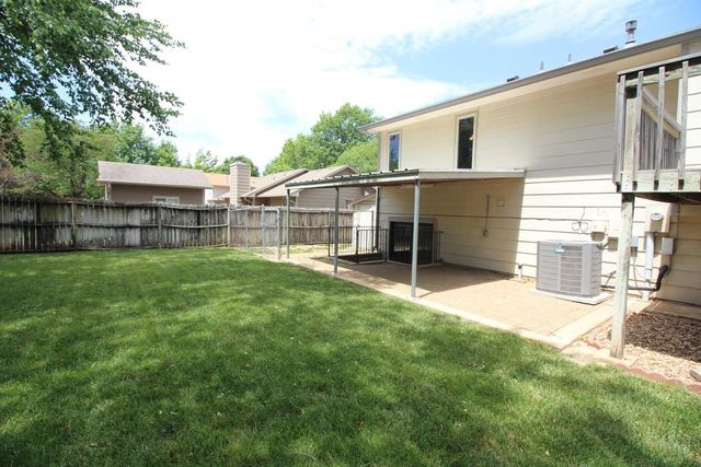 1513 E McClelland Drive, Derby, KS 67037
