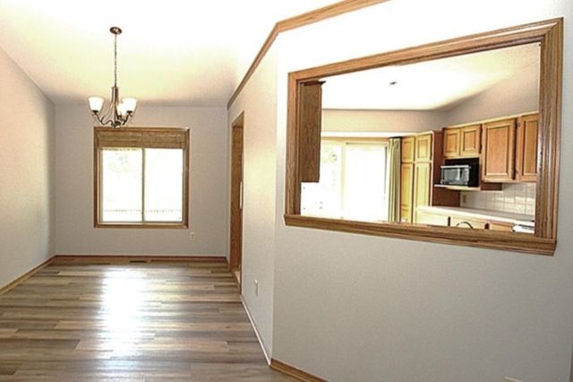 1513 E McClelland Drive, Derby, KS 67037