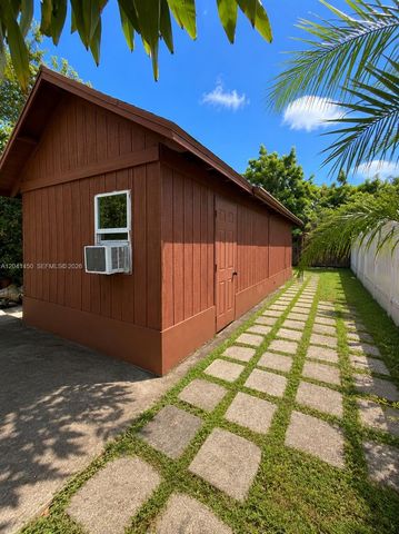 18740 SW 294th Ter, Homestead, FL 33030