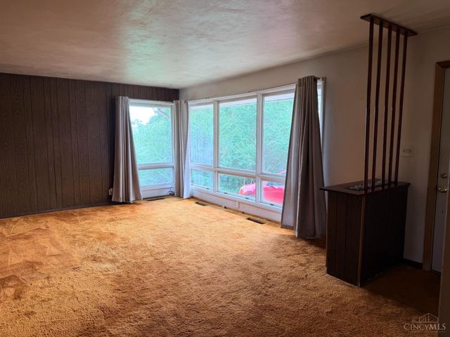 1194 Briarwood Drive, Hamilton, OH 45013