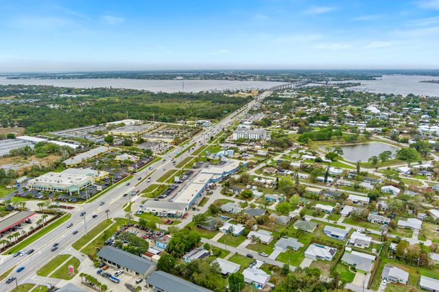 1003 NW 16th Place, Stuart, FL 34994