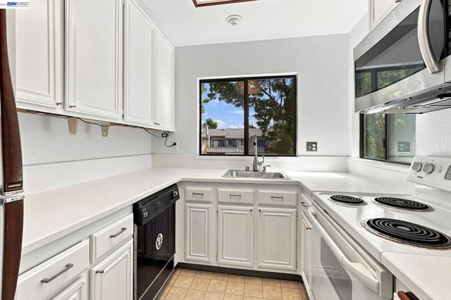 6043 Joaquin Murieta Ave G, Newark, CA 94560