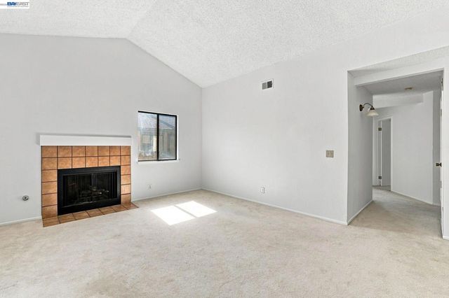 6043 Joaquin Murieta Ave G, Newark, CA 94560