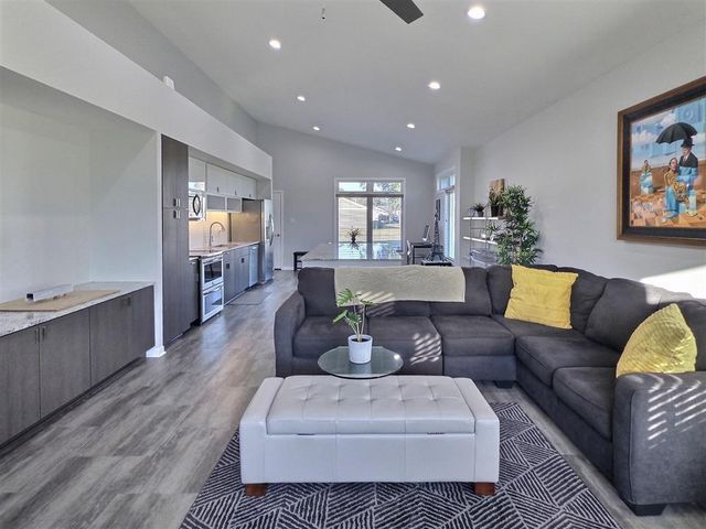 203 Heather Street, Lake Charles, LA 70605