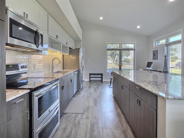 203 Heather Street, Lake Charles, LA 70605