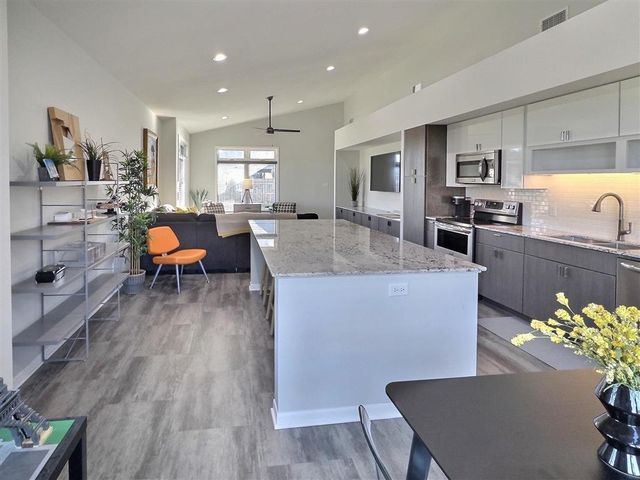 203 Heather Street, Lake Charles, LA 70605