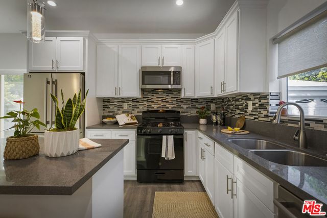 2651 N Rich Street, Los Angeles, CA 90039