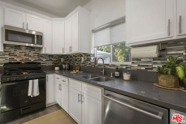 2651 N Rich Street, Los Angeles, CA 90039