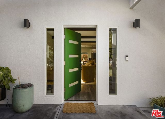 2651 N Rich Street, Los Angeles, CA 90039