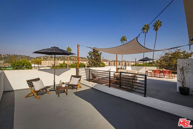 2651 N Rich Street, Los Angeles, CA 90039