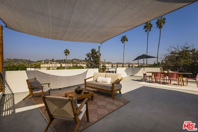 2651 N Rich Street, Los Angeles, CA 90039
