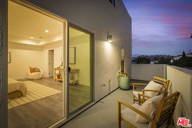 2651 N Rich Street, Los Angeles, CA 90039