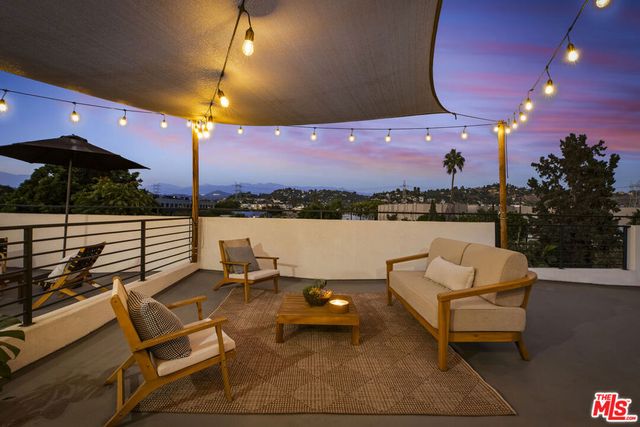 2651 N Rich Street, Los Angeles, CA 90039