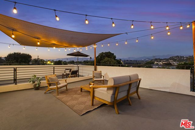 2651 N Rich Street, Los Angeles, CA 90039