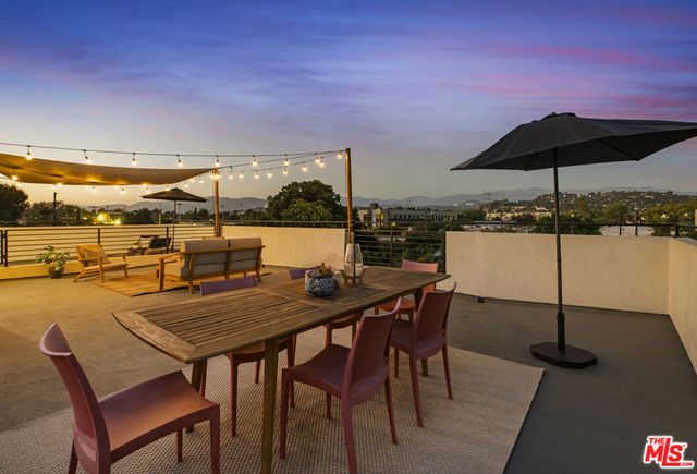 2651 N Rich Street, Los Angeles, CA 90039