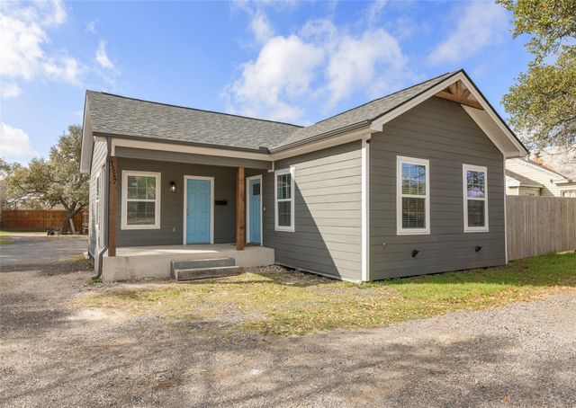 1557 E East William J Bryan Parkway, Bryan, TX 77803