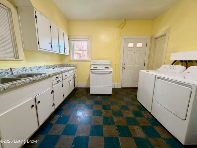2733 Preston Hwy 1, Louisville, KY 40217