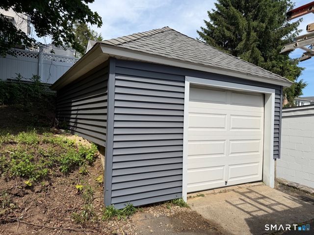 43 Marshall Avenue, Naugatuck, CT 06770