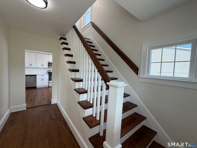 43 Marshall Avenue, Naugatuck, CT 06770