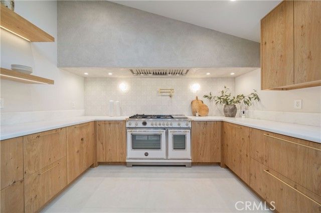 3636 Camino De La Cumbre, Sherman Oaks, CA 91423