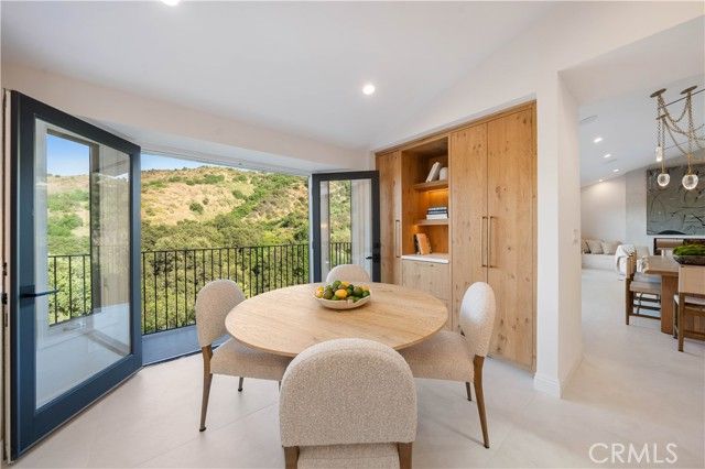 3636 Camino De La Cumbre, Sherman Oaks, CA 91423