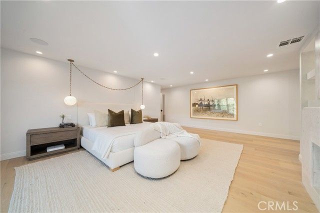 3636 Camino De La Cumbre, Sherman Oaks, CA 91423