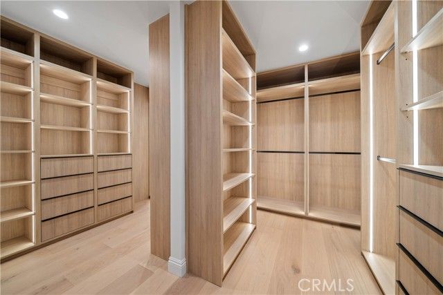 3636 Camino De La Cumbre, Sherman Oaks, CA 91423